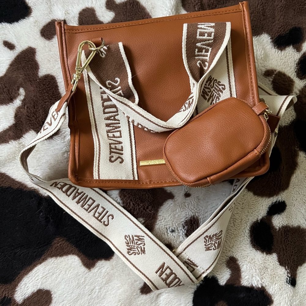 Steve Madden tote crossbody